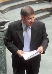 سؤال نيابي حول سبب ايقاف محطة الحسين الحرارية ومصير العاملين بها