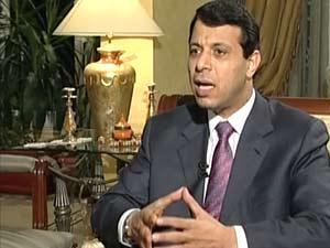 دحلان يعبر عن سعادته بالعدوان على غزة ويصف حماس بأنها أسوأ منظمة بالمنطقة