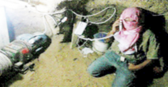 ضابط إسرائيلي: مقاتلون أشباح بقطاع غزة يندفعون صوبنا من باطن الأرض