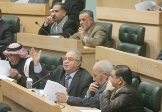 قانونية النواب تبحث امكانية محاكمة مجرمي الحرب الاسرائيليين