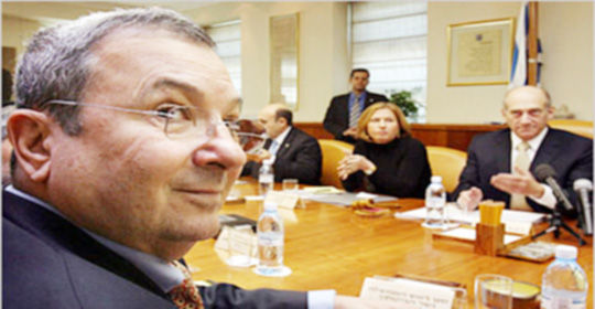 حرب كلامية بين اولمرت وباراك.. وشبح لجنة فينوغراد يخيم من جديد