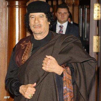 انتخاب القذافي رئيسا للإتحاد الإفريقي لمدة عام