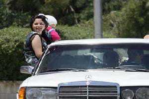 سحب 400 رخصة قيادة مركبات أثناء مواكب الناجحين في التوجيهي