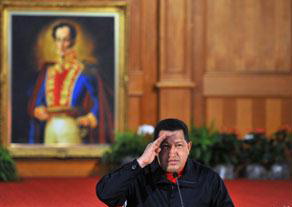 شافيز يتقدم في استفتاء دستوري يتيح له ولاية ثالثة