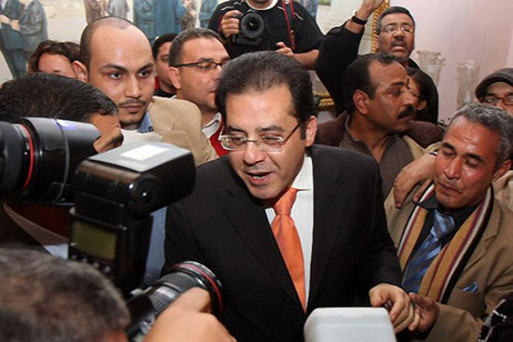 ينال الحرية.. لأسباب صحية! .. مراقبون ربطوا إطلاق سراح نور بزيارة مبارك المرتقبة لواشنطن