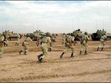 اعتبروها تهديدا لأمنهم..مناورات الجيش المصري في عمق سيناء تثير هلع الإسرائيليين