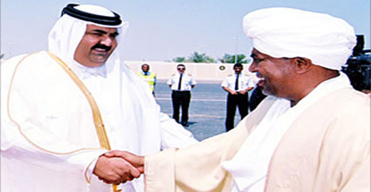 هل تنجح جهود أمير قطر في تجميد تحرك المحكمة الجنائية لتوقيف البشير ؟