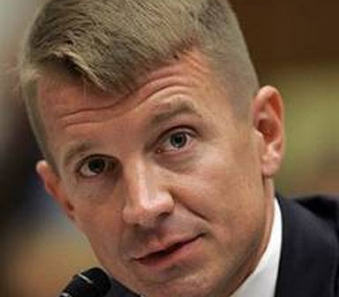 رئيس بلاكووتر يستقيل بعد 600 مليون دولار من العائدات