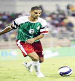 الوحدات يعوض لاعبه فتحي بتمديد عقده وزيادته