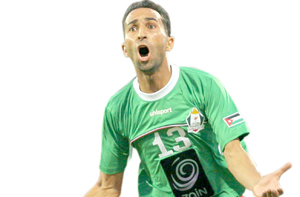 شلباية يستقيل من الوحدات على خلفية استبعاد رأفت