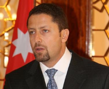 فوضى في طرح العطاءات الحكومية وتلزيمها