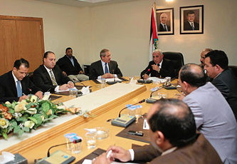 اعتذر عن الحديث حول مستوى التمثيل ..جودة : الأردن سيشارك في قمة الدوحة