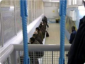 لإرغام "حماس" .. الحكومة الصهيونية تقر فرض عقوبات على الأسرى الفلسطينيين