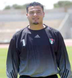 الوحدات يفك عقوبة الإيقاف بحق شفيع