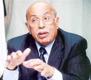 رئيس وفد مصر للقمة: لدينا خلافات مع قطر.. ولا نريد مصالحة شيك هاند