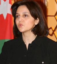 التنمية الاجتماعية رفضت تجديد تأمينها..طالبة جامعية تعاني من مرض تكلفة علاجه 450 دينارا شهريا