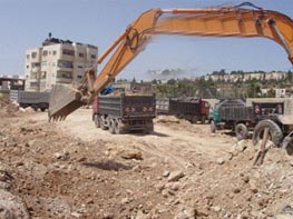 شكاوى عديدة من أهالي عبين وعبلين ترفض المستشفى العسكري المراد اقامته بالمنطقة