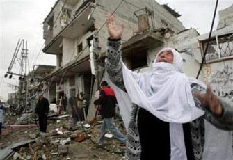 أم فلسطينية ترى استشهاد أطفالها الثلاثة خلال غيبوبتها