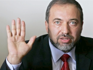 مصر توجه دعوة لوزير خارجية إسرائيل