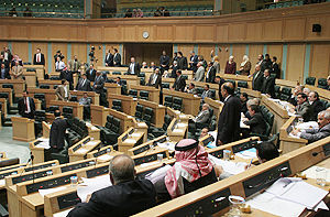 مذكرة نيابية تطالب بمعاملة ازواج وابناء الاردنيات من غير اردنيين معاملة الاردنيين