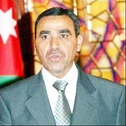 "مكافحة الفساد" تطلب من "البلديات" التحقيق فـي تعيينات بلدية طبقة فحل