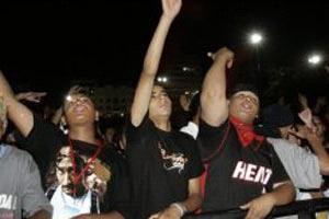 11 قتيلاً وعشرات المصابين في تدافع بمهرجان موسيقي بالمغرب