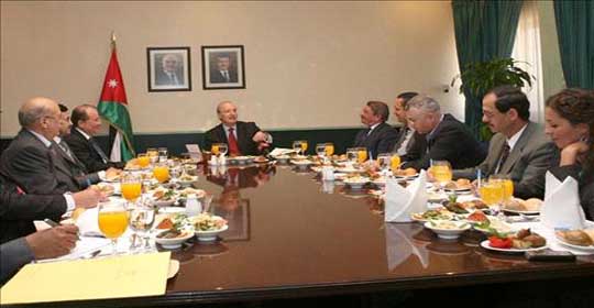 استقالة وزير التربية النعيمي .. والمعاني يؤدي اليمن وزيرا للتعليم العالي ووزيرا للتربية والتعليم