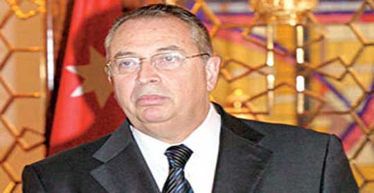 9 سيارت لخدمة ابو غيدا الخاصة مصروفة من المفوضية