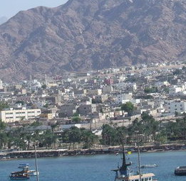 فشل اجتماع عمال الميناء مع ابو غيدا .. والمضي قدما بالاعتصام المفتوح