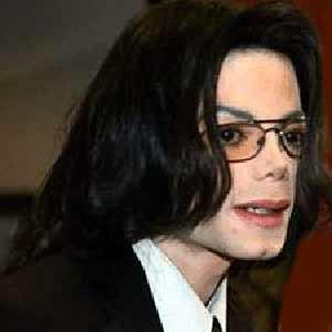 وفاة "ملك البوب" مايكل جاكسون