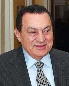 تقرير اسرائيلي: مبارك قد يعلن قريبا تبكير الانتخابات الرئاسية لتوريث جمال .. ووفاة حفيده اضعفته كثيرا واقنعته بالتنحي