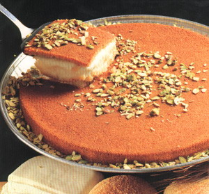 اغلاق جميع فروع محل للحلويات لاستخدامه اطنان من المواد الفاسدة