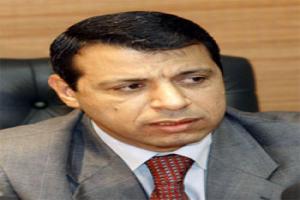 توصية بطرد دحلان من حركة فتح