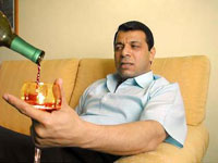 دحلان يشتري بناية في عمـان لغايات السكن وتنظيم نشاطه السياسي