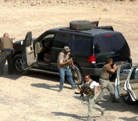 مالك "بلاك ووتر" الأمريكية يرى نفسه محاربا صليبيا لتدمير المسلمين