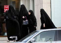 فتوى سعودية تحرم زواج السائقين بالمعلمات