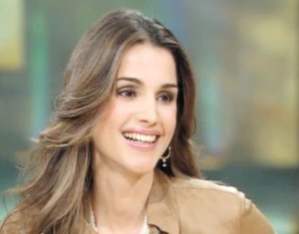 الملكة رانيا لمنتخب السلة : رفعتوا رأسنا وإن شاء الله العام المقبل ترجعولنا بالكأس