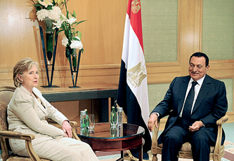 مبارك: تحقيق السلام يسبق التطبيع مع اسرائيل