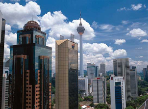 امرأة ماليزية مسلمة تطالب بتنفيذ عقوبة الجلد بحقها علنا