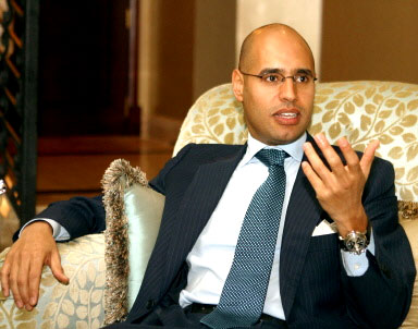 نجل القذافي يكشف المستور حول صفقة المقراحي