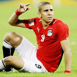 صديقة زيدان " الدنماركية " هي السبب في عدم انضمامه للمنتخب المصري