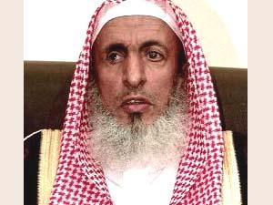 جدل فقهي حول فتوي تبيح استخدام لصقة "النيكوتين" في نهار رمضان