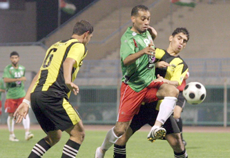 الوحدات يرد الحسين اربد وتعادل اربيل والمجد