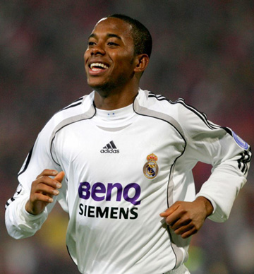 برشلونة ينفي سعيه لضم روبينيو