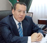 عودة: المحاكم تنظر سنويا نحو 25 "جريمة شرف"