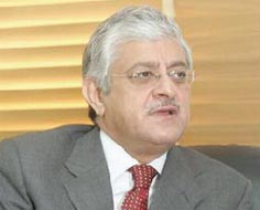 وزير المالية ينتهك حرمة شهر رمضان