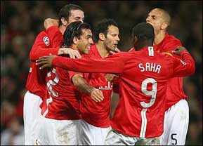 يونايتد المتألق يلحق اول هزيمة بتوتنهام في دوري انجلترا هذا الموسم