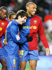 تعادل برشلونه وفوز اشبيليه في دوري ابطال اوروبا