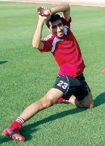 عملية لعبدالستار ومكافأة للاعبي اليرموك ولاعبو "الاتحاد" من دون رواتب وأحذية!