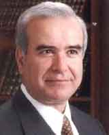 وزير التربية يجري عددا من التشكيلات الادارية في الوزارة